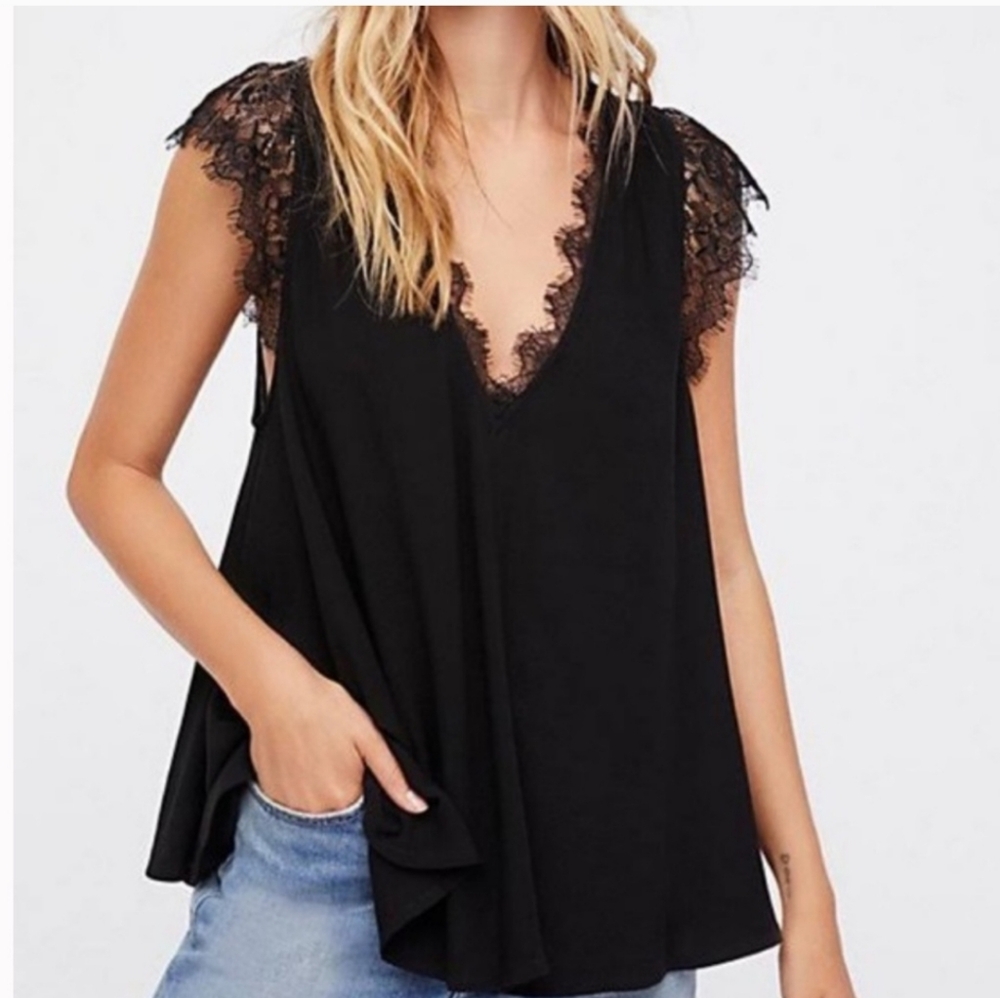 Free People Womens Black V-Neck Lace Trim Top Flowy Style Cap Sleeves - Large